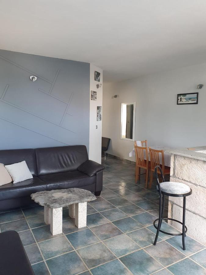Apartmani Huljic Stari Grad  Eksteriør billede